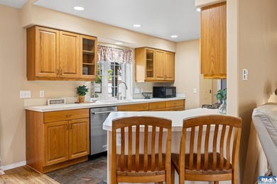 Beautiful home on a desirable corner lot in Sequim's - photo 10