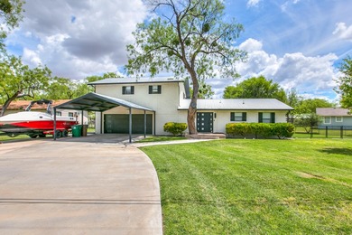 Completely remodeled 3-bedroom, 3-bathroom lake house offering - photo 2