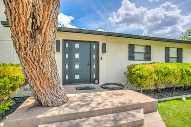 Completely remodeled 3-bedroom, 3-bathroom lake house offering - photo 6