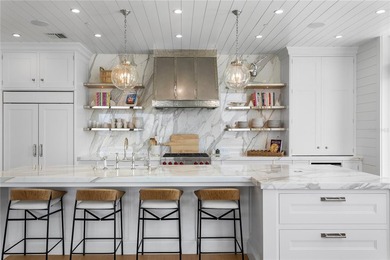 Truly one of a kind, this is the type of condominium you have - photo 3