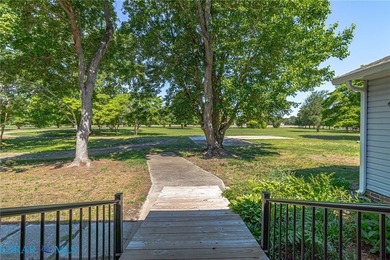 Charming waterfront property located at 178 Greenfield Rd. in - photo 5