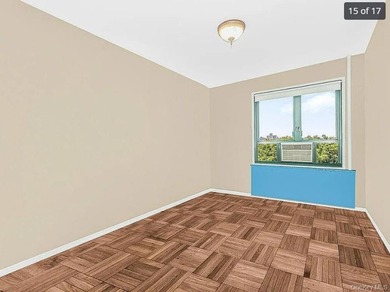 Realtors, please call ShowingTime for shows. Parkchester South - photo 16