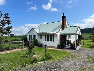 (private lake, pond, creek) Home For Sale in Woodlawn Virginia