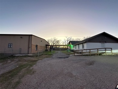 The icon of Riesel, America! Discover the potential of this - photo 3