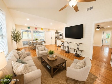 Welcome to this single-level 2-bedroom, 2-bathroom condo - photo 4