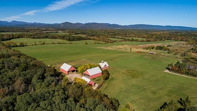 A rare and unique opportunity to own a 401 acres w/ farm - photo 2
