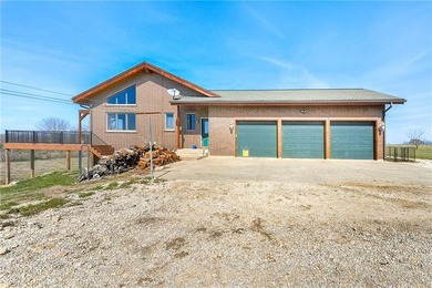 Incredible opportunity to escape the city and own a truly - photo 8