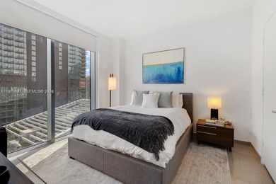 Most desirable 2 bed / 2.5 bath South-East corner unit at Reach