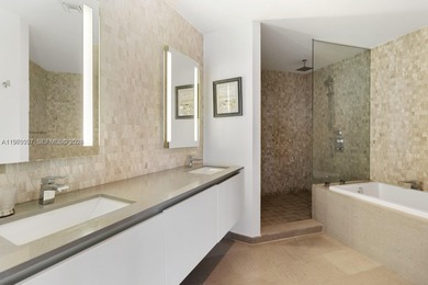 Most desirable 2 bed / 2.5 bath South-East corner unit at Reach