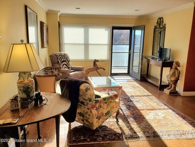 Discover this beautifully updated 2 bedroom, 2 bathroom with a - photo 12