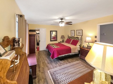 Well-maintained and stylish 2 bedroom, 3 bath home situated on a - photo 17