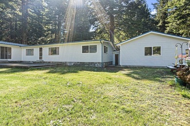 Versatile country property on 2.49 acres surrounded by beautiful - photo 27