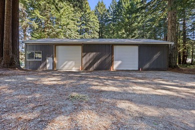 Versatile country property on 2.49 acres surrounded by beautiful - photo 28