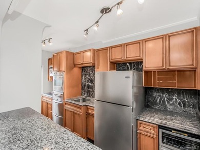 Introducing Unit B34 at 470 N. Broadway. This updated - photo 1