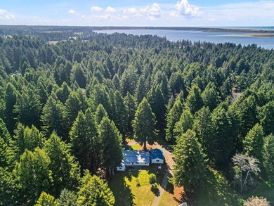 Versatile country property on 2.49 acres surrounded by beautiful - photo 44