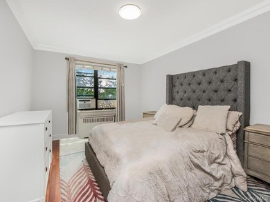 Introducing Unit B34 at 470 N. Broadway. This updated - photo 4