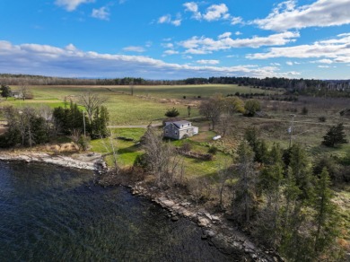 Lake Champlain - Essex County Home For Sale in Willsboro New York