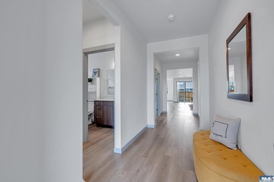 If you want low-maintenance, comfort and convenience, take a - photo 10