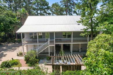 Tucked away in the desirable Mid South Established neighborhood - photo 1