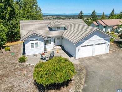Exceptional Bell Hill home in the highly sought-after Highland - photo 1