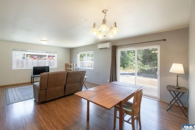 Additional listing photo 2