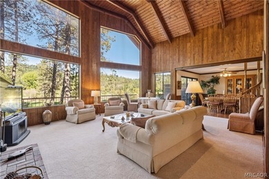 Welcome to this exceptional mountain retreat with one-of-a-kind - photo 5