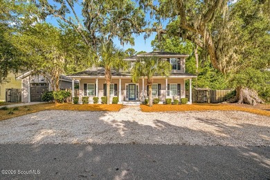 Nestled on a quiet street in the desirable mid-north area of St - photo 1