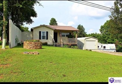 Nolin Lake Home For Sale in Mammoth Cave Kentucky