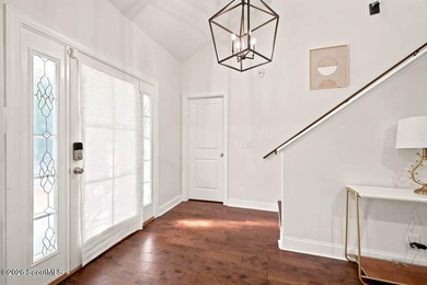 Nestled on a quiet street in the desirable mid-north area of St - photo 3