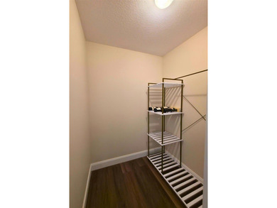 Enjoy convenient one-floor living in this recently renovated - photo 16