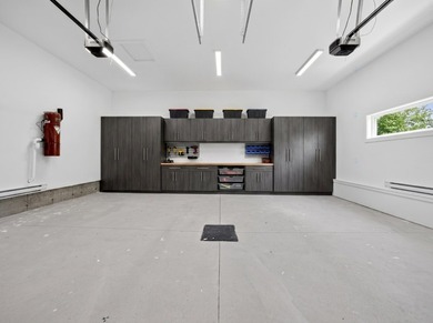 Discover this sumptuous new home located in a sought-after - photo 20