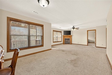 BELLA VISTA! DOUBLE LOTS! Welcome to 24 Kirby Dr., a stunning - photo 21