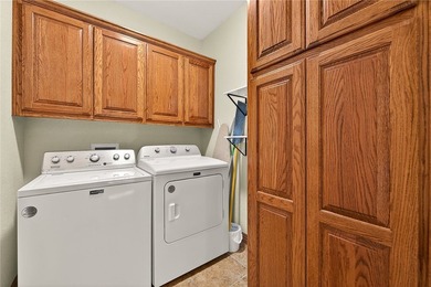 BELLA VISTA! DOUBLE LOTS! Welcome to 24 Kirby Dr., a stunning - photo 22