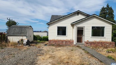 Additional listing photo 2