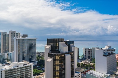 This well-appointed 1-bedroom, 1-bathroom unit offers a highly - photo 4