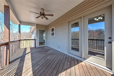 BELLA VISTA! DOUBLE LOTS! Welcome to 24 Kirby Dr., a stunning - photo 25