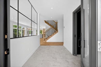 Discover this sumptuous new home located in a sought-after - photo 29
