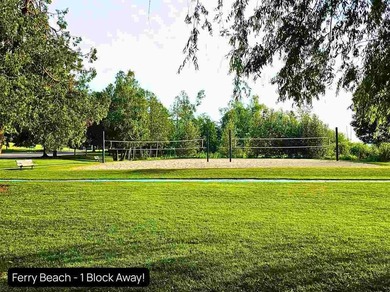 Enjoy convenient one-floor living in this recently renovated - photo 31
