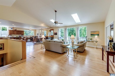 Additional listing photo 3