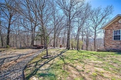 BELLA VISTA! DOUBLE LOTS! Welcome to 24 Kirby Dr., a stunning - photo 37