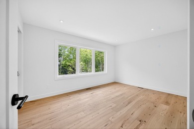 Discover this sumptuous new home located in a sought-after - photo 37