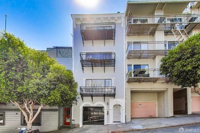 Truly a rare opportunity for this NEWLY painted 5 units 5 baths - photo 2