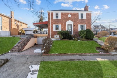 Welcome to this beautifully renovated 3-bedroom, 3-bathroom home - photo 1