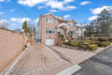 Nestled on a quiet, private block, this beautifully maintained - photo 2