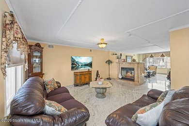 Nestled on a quiet, private block, this beautifully maintained - photo 9