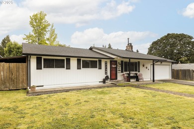 (private lake, pond, creek) Home For Sale in Beaverton Oregon