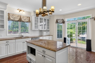 Welcome to Mansion Ridge, one of Orange County's premier gated - photo 11