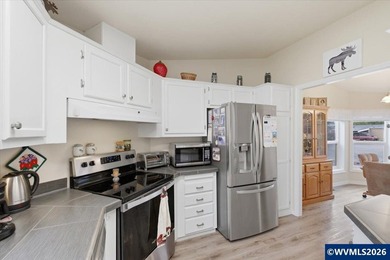 Accepted Offer with Contingencies. Stunning home on a cul-de-sac - photo 15