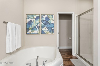 Huge Price Reduction! The Sellers are being relocated and said - photo 17