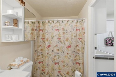Accepted Offer with Contingencies. Stunning home on a cul-de-sac - photo 25